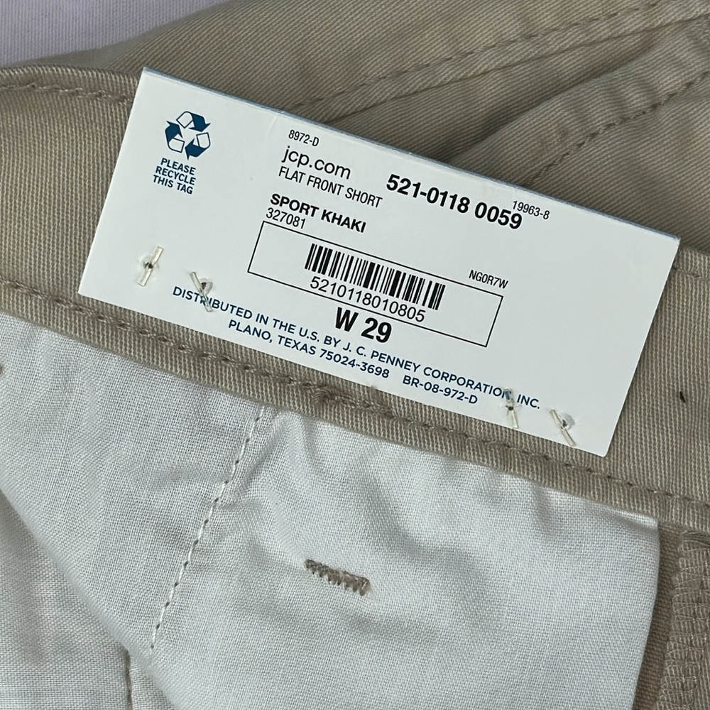 Arizona Jean Company Men's Beige Flex Classic Fit sport khaki Shorts - Picture 4 of 10